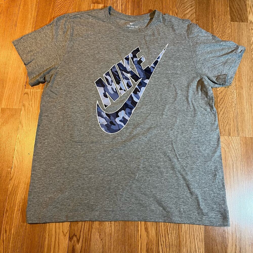 Nike Shirt Men's Gray Tee Camo Logo Graphic Tee Short Sleeve Sz XL
